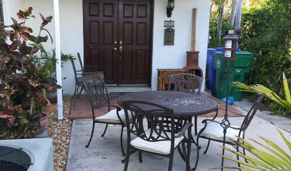 Furnished Room For Rent Near Coral Gables